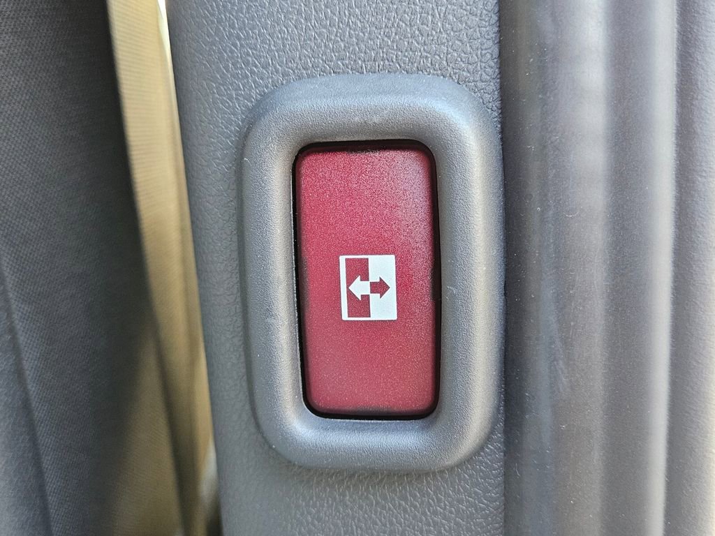 Used 2023 Mercedes-Benz Sprinter 3500 w/ Parking Package image 19