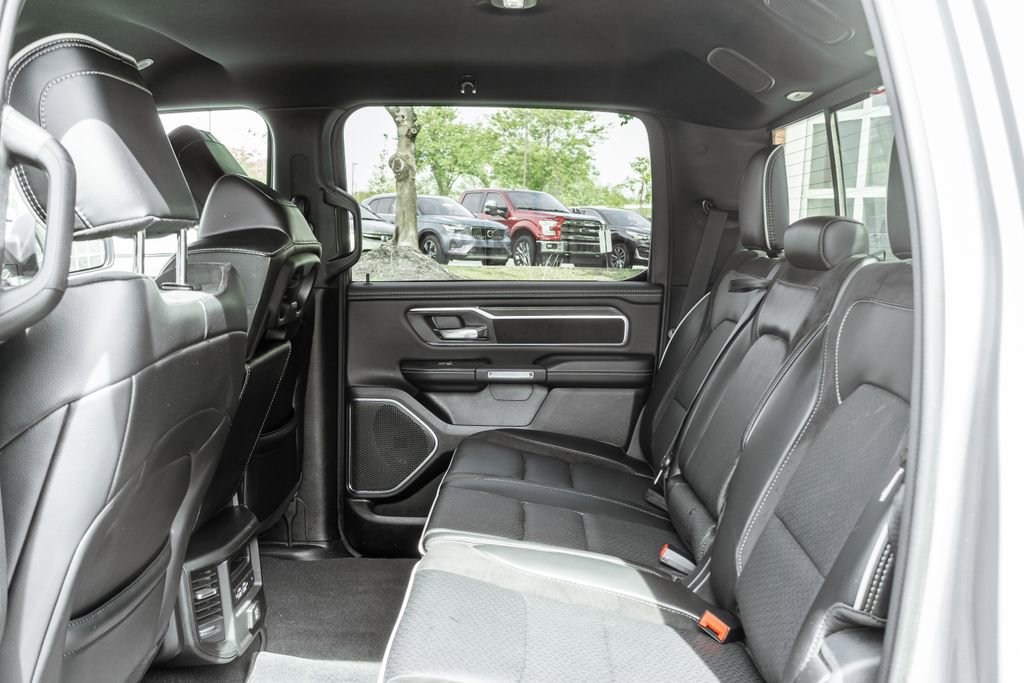 Used 2025 RAM 1500 Laramie AWD/4WD image 25