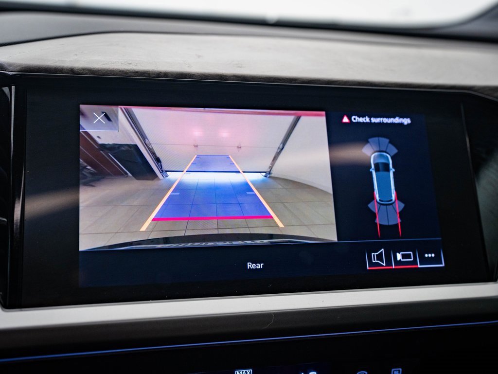 Used 2022 Audi Q4 e-tron Premium w/ Convenience Package image 31