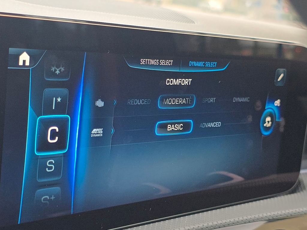 New 2026 Mercedes-Benz CLA 35 AMG 4MATIC image 32