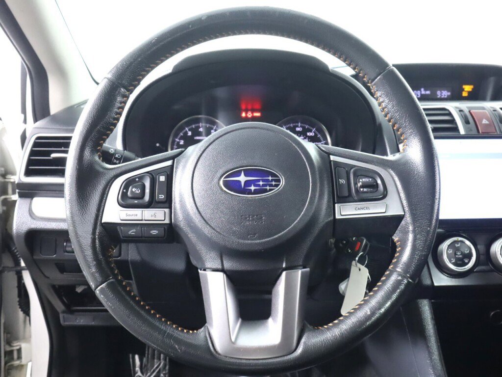 Used 2017 Subaru Crosstrek 2.0i Premium image 10