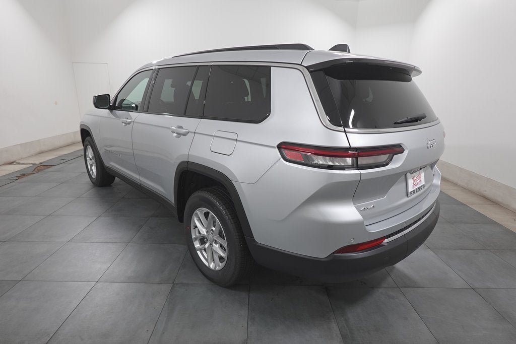 Certified 2025 Jeep Grand Cherokee L Laredo w/ Luxury Tech Group I AWD/4WD image 4