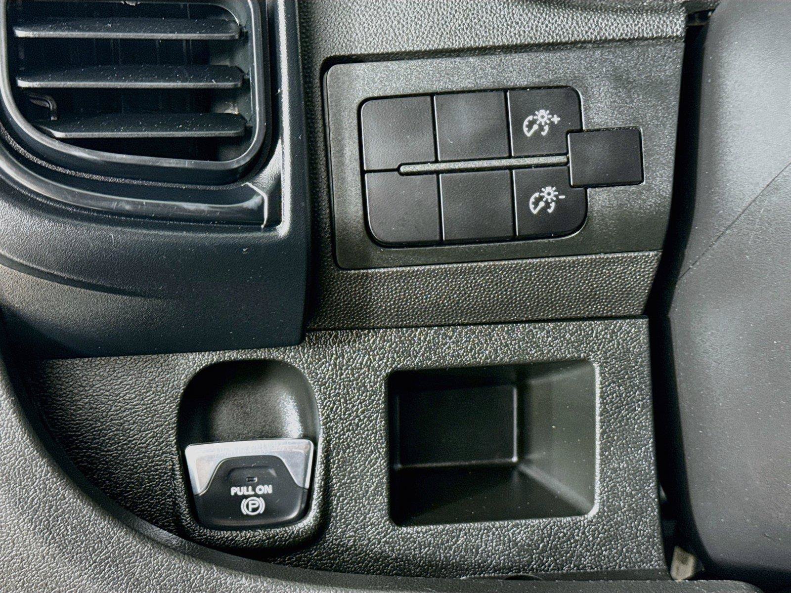 Used 2023 RAM ProMaster 2500 FWD image 14