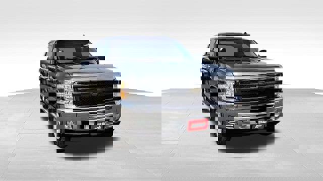 Used 2013 Chevrolet Silverado 1500 LT w/ Interior Plus Package image 3