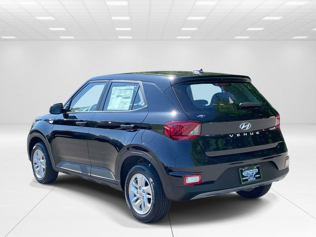 New 2026 Hyundai Venue SE FWD image 4