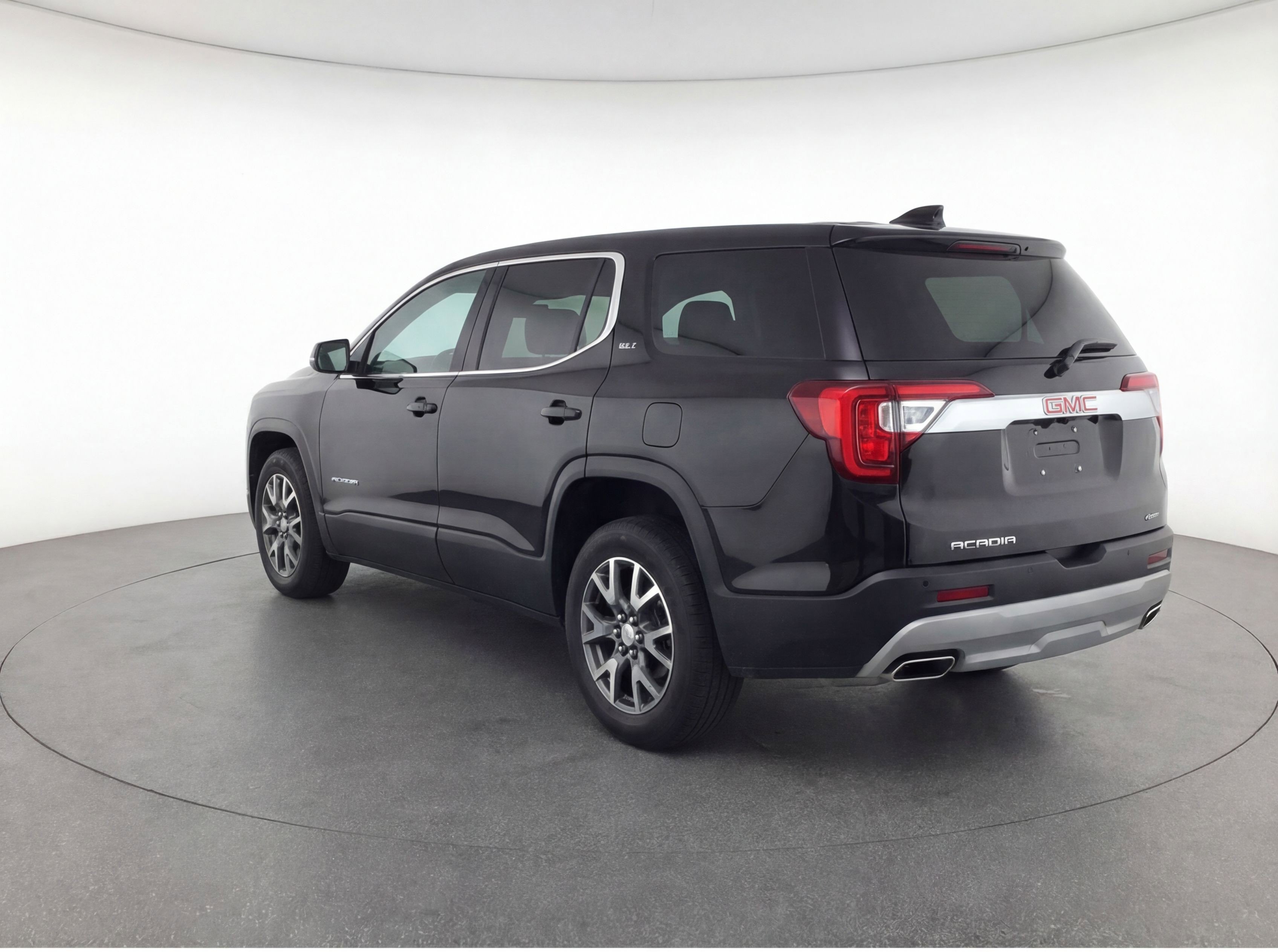 Used 2023 GMC Acadia SLT FWD image 6