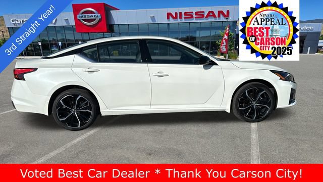 Used 2025 Nissan Altima 2.5 SR AWD/4WD image 2
