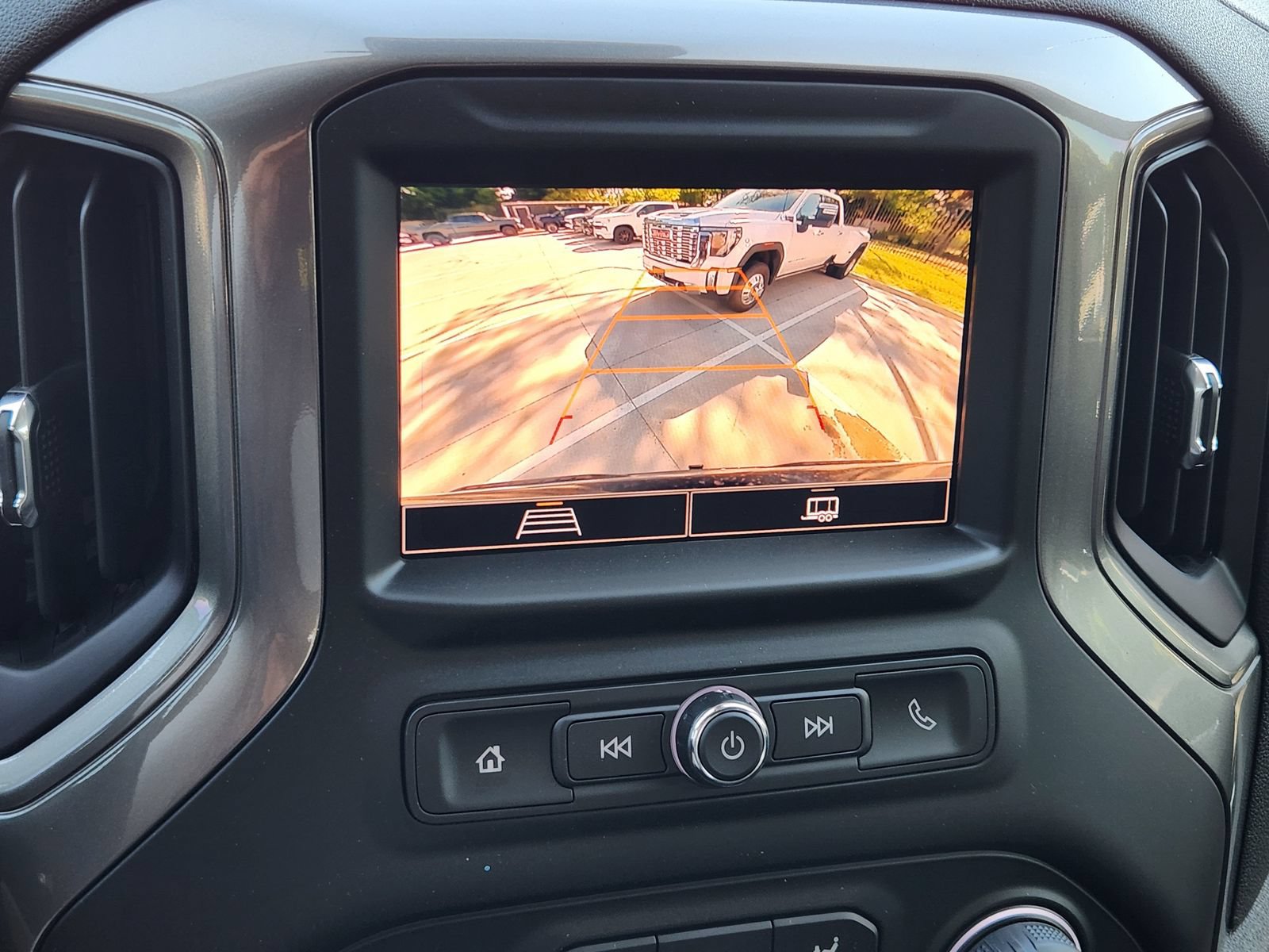 New 2026 Chevrolet Silverado 1500 Custom w/ LPO, Dark Essentials Package RWD image 17