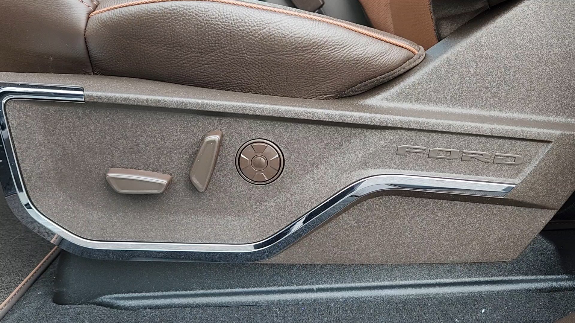 New 2026 Ford F250 King Ranch image 8