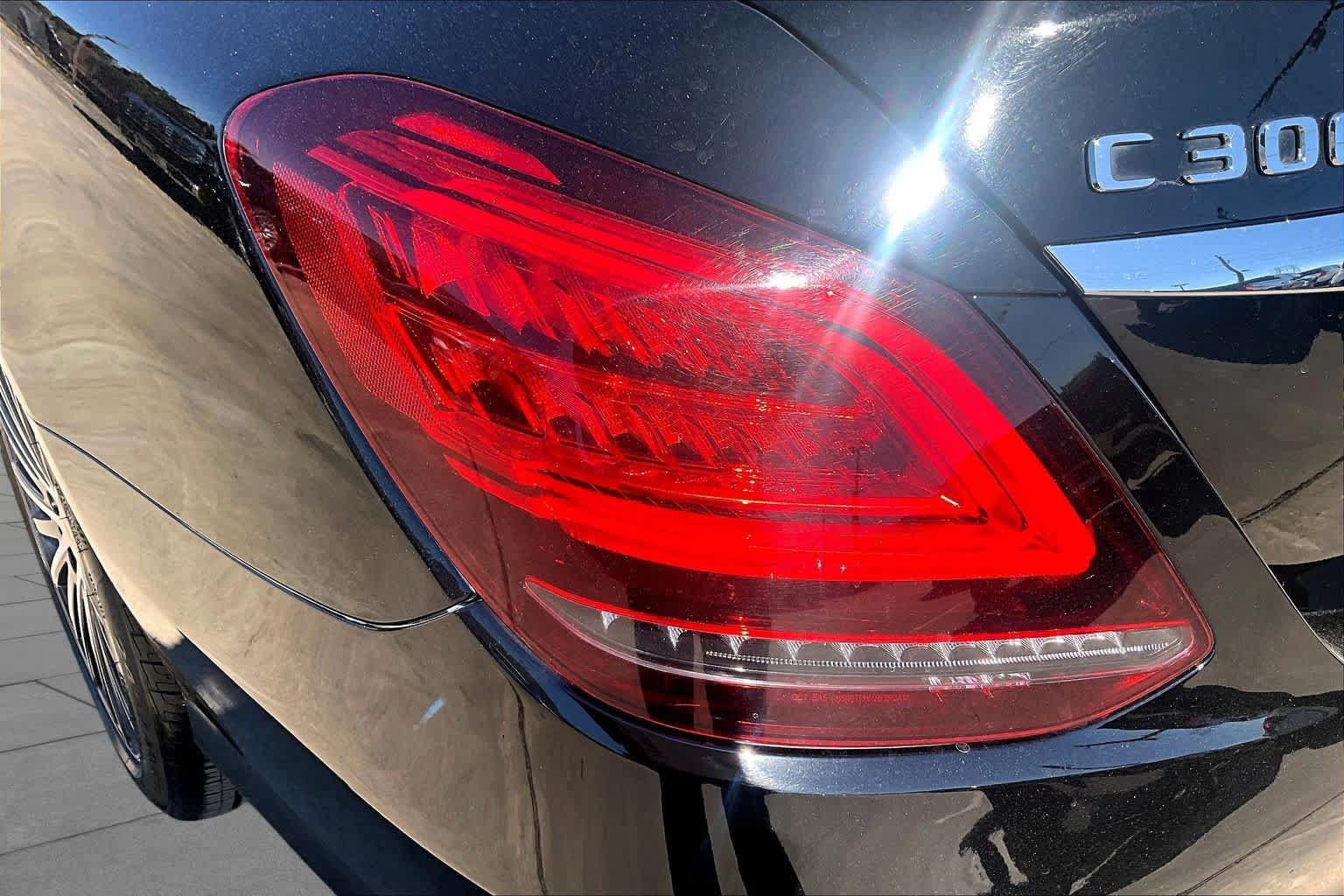 Used 2020 Mercedes-Benz C 300 Sedan image 29