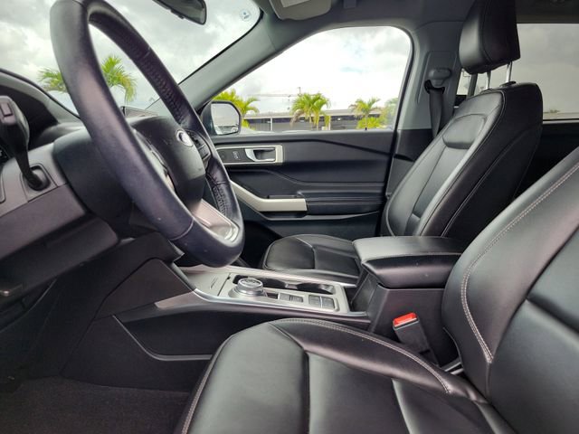 Used 2023 Ford Explorer XLT w/ Equipment Group 202A RWD image 20