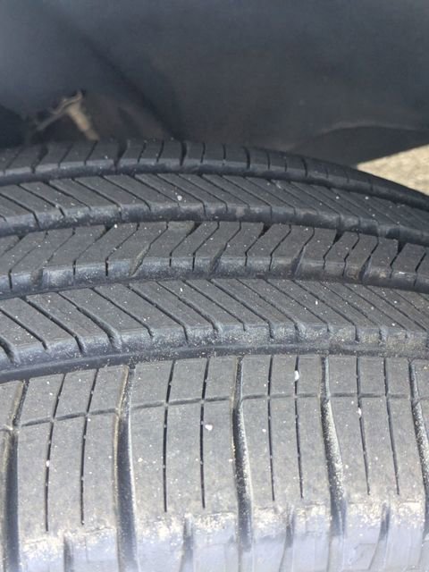 Used 2017 GMC Yukon SLT w/ Premium Edition image 9