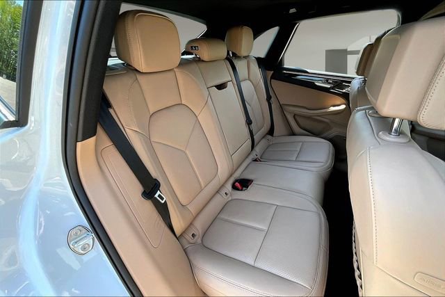 Used 2026 Porsche Macan image 24