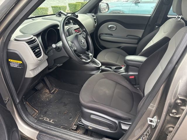 Used 2015 Kia Soul image 11