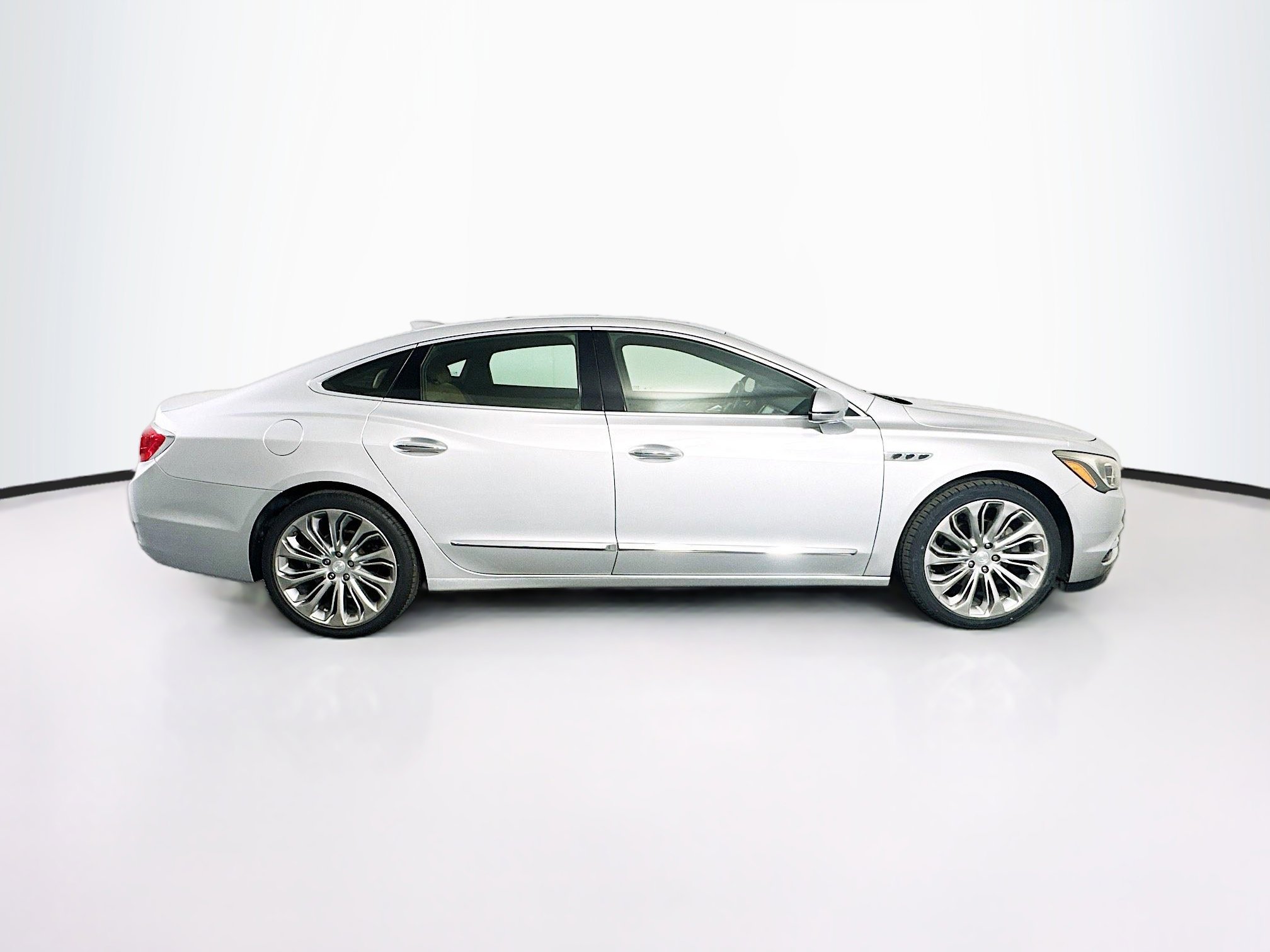 Used 2019 Buick LaCrosse Essence w/ Sun and Shade Package FWD image 10