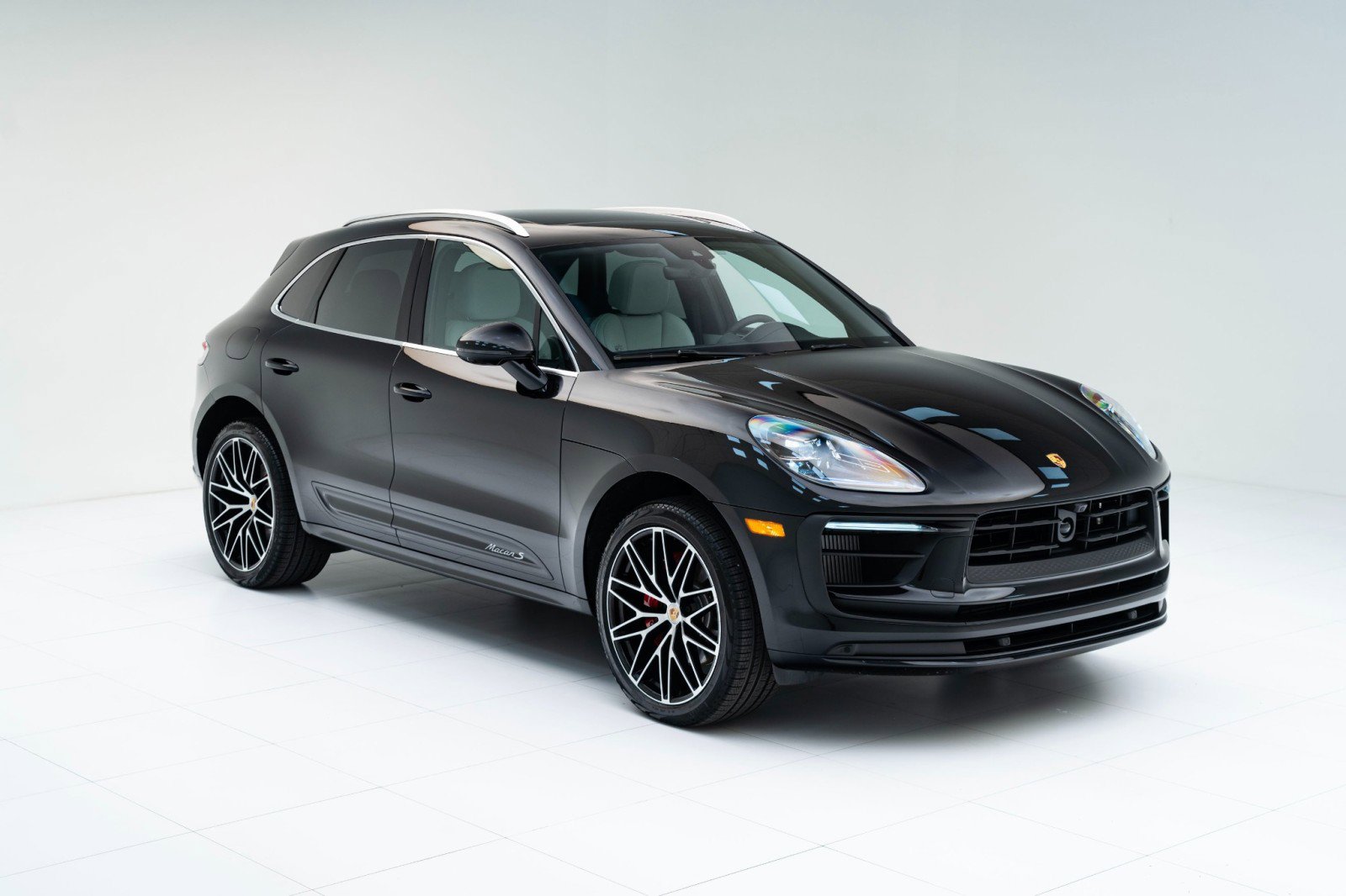 New 2025 Porsche Macan S image 7