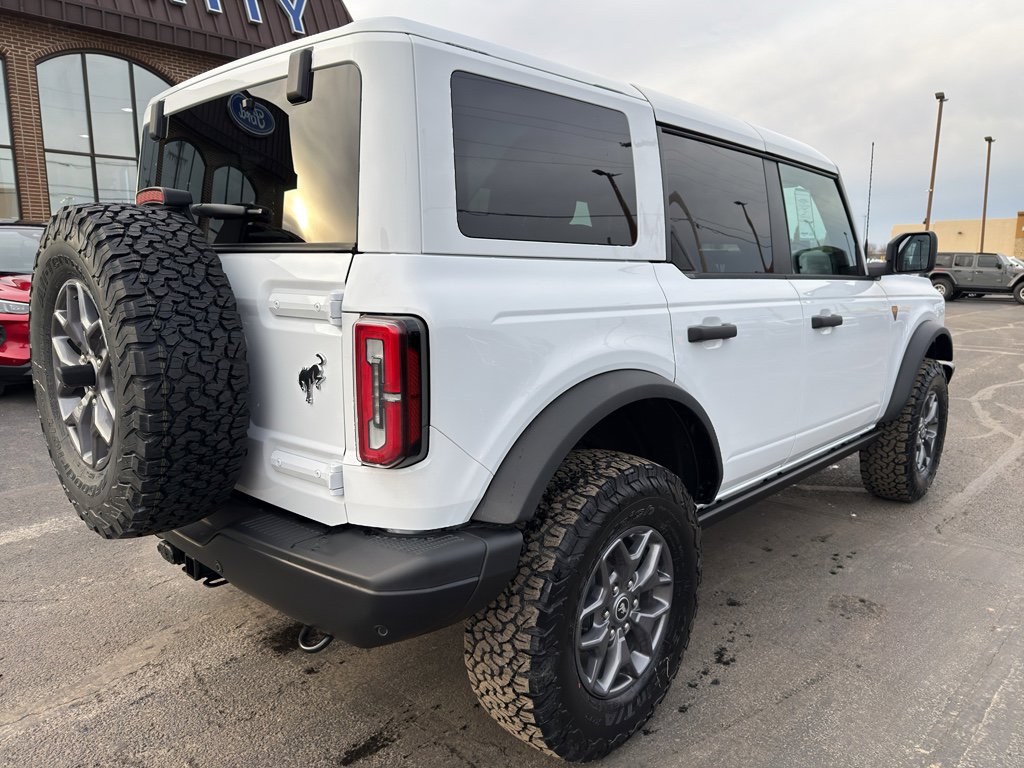 New 2025 Ford Bronco Badlands image 8
