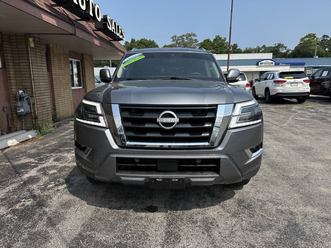 Used 2024 Nissan Armada SV AWD/4WD image 20