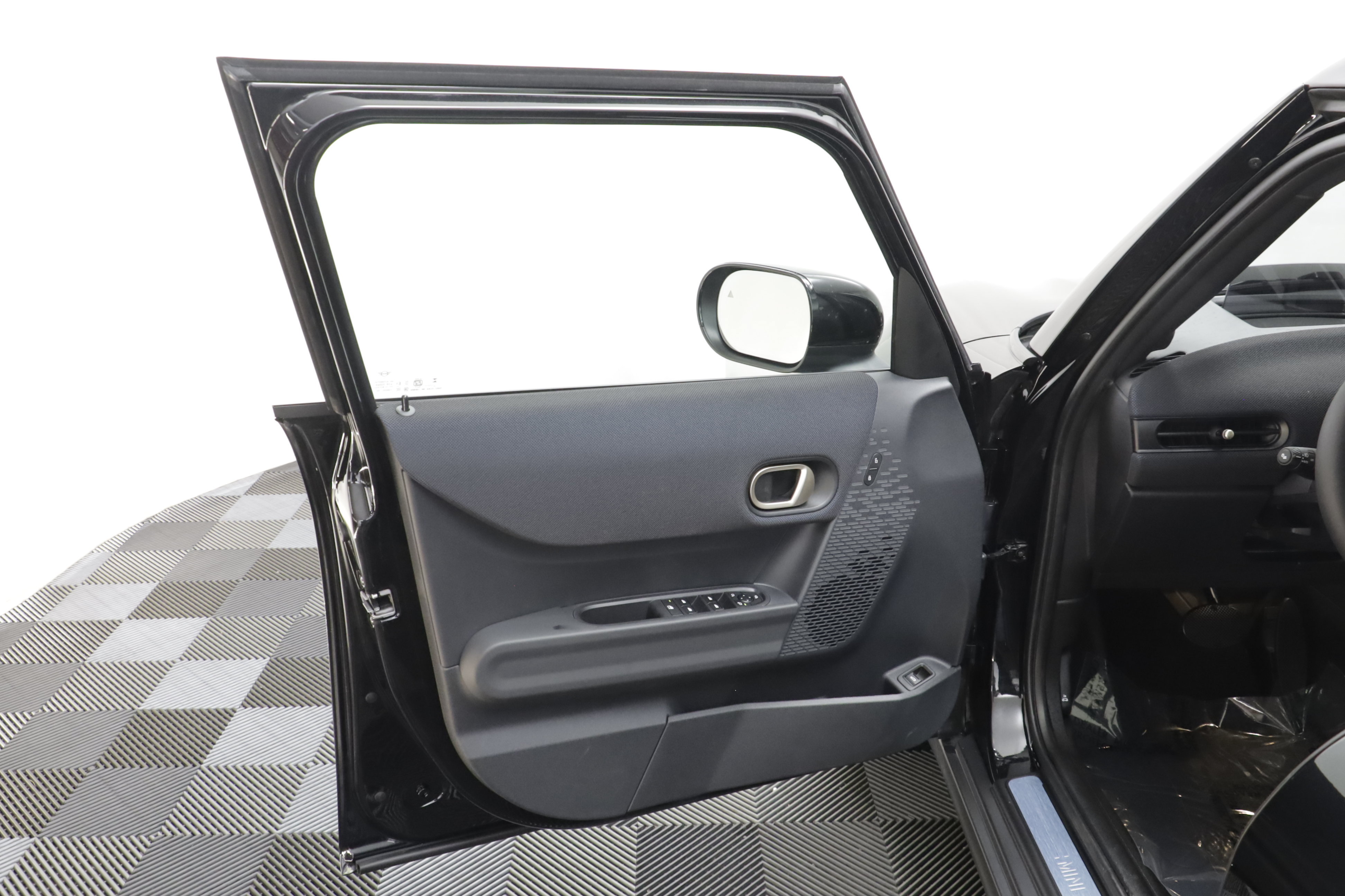 New 2027 MINI Cooper 4-Door Hardtop FWD image 6