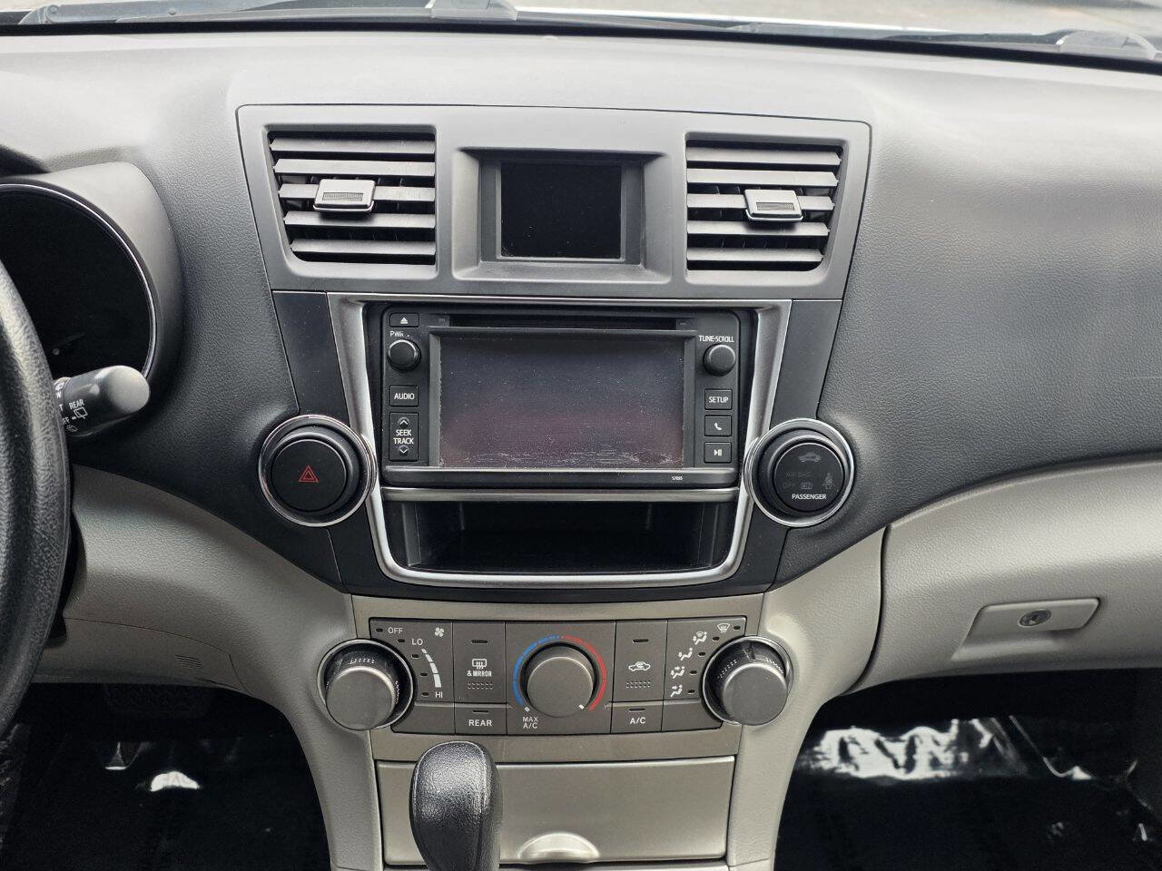 Used 2013 Toyota Highlander Plus image 15