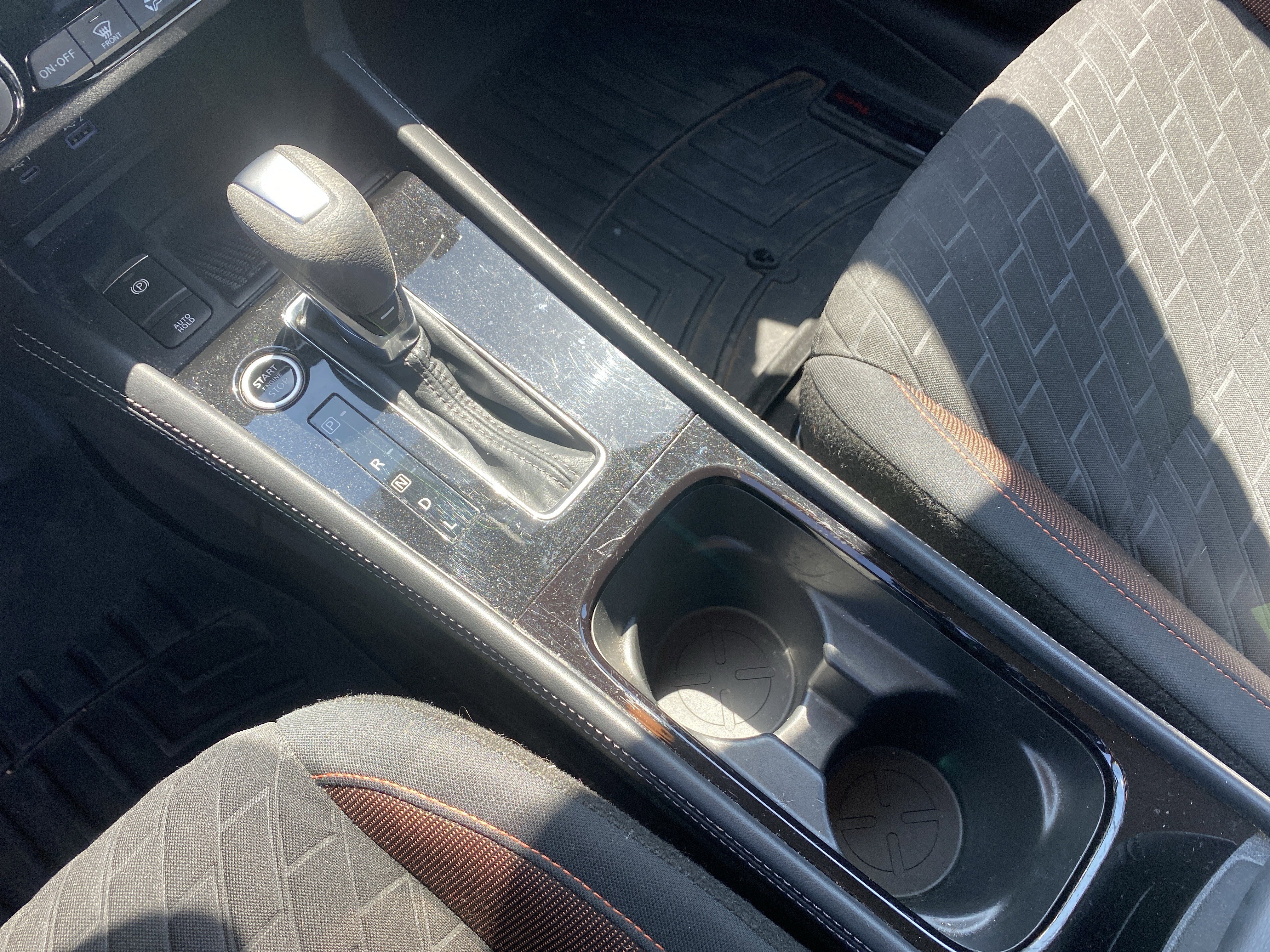 Used 2022 Nissan Kicks SR w/ Interior Electronics Package image 21