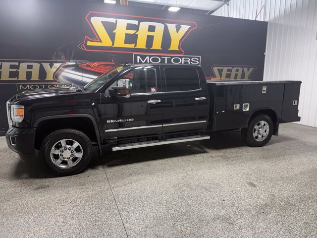 Used 2017 GMC Sierra 3500 Denali w/ Duramax Plus Package AWD/4WD image 3