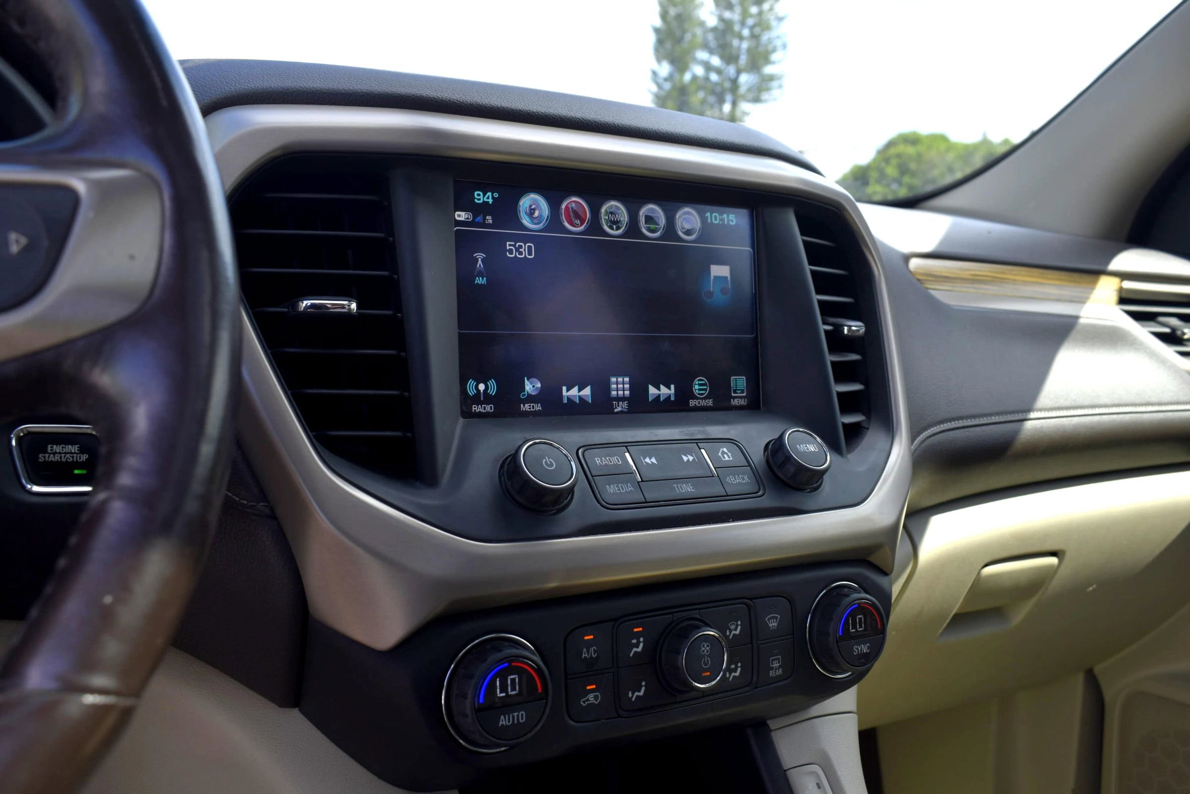Used 2017 GMC Acadia Denali w/ Technology Package image 25