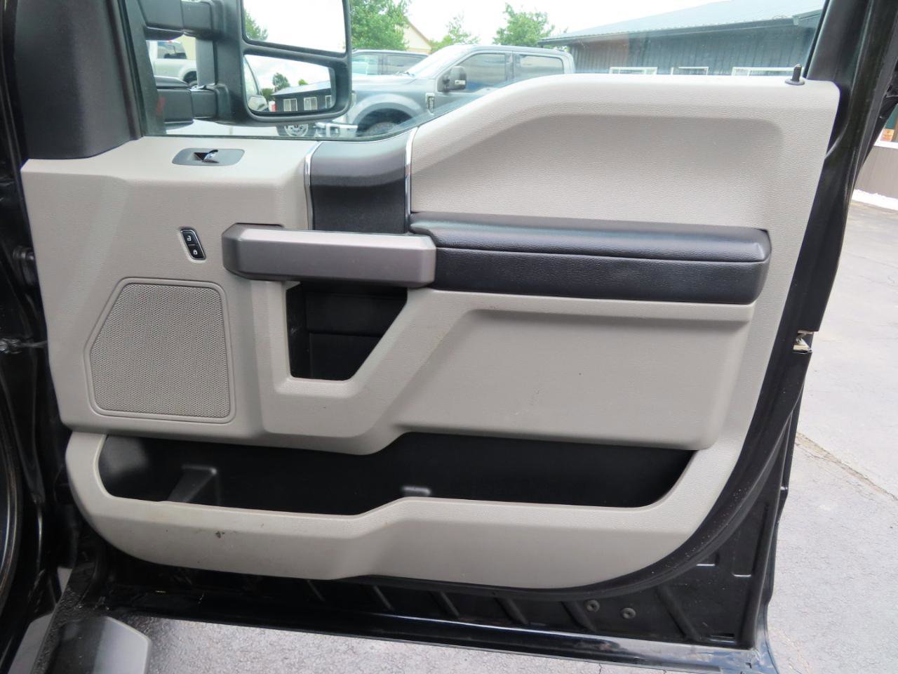 Used 2021 Ford F250 XLT AWD/4WD image 44