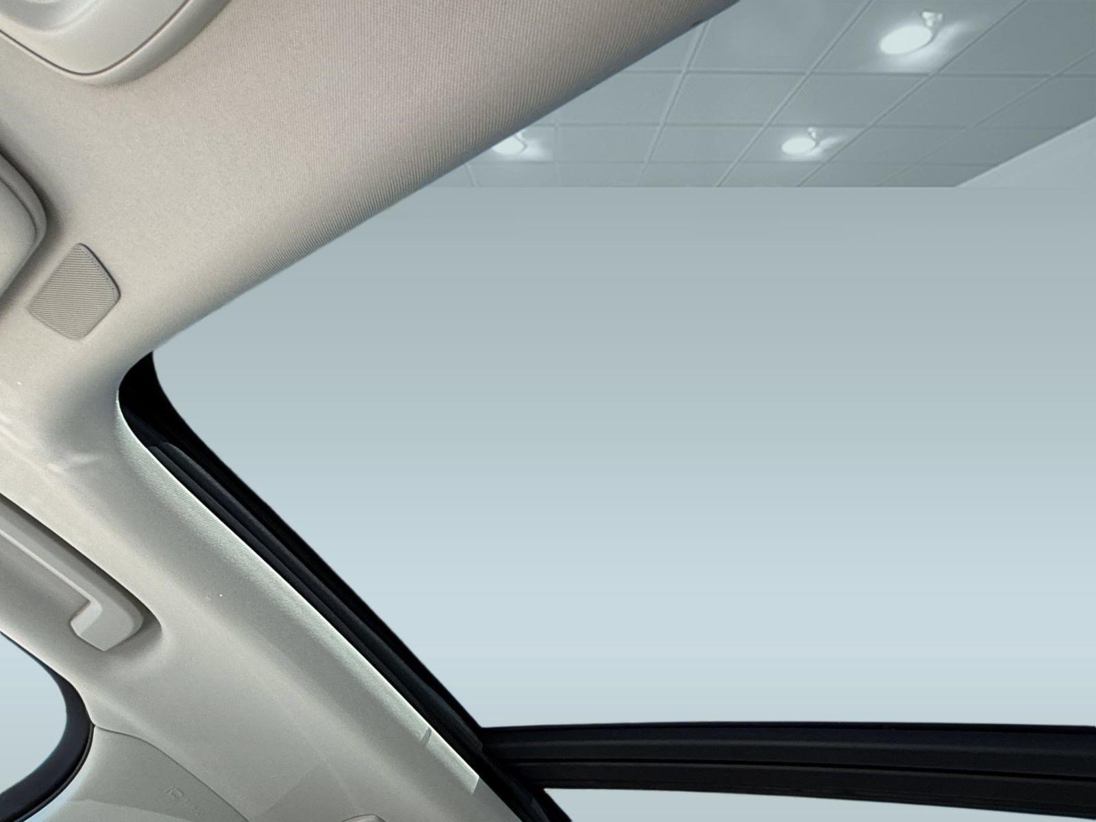 Certified 2024 Volvo XC90 B6 Ultimate AWD/4WD image 24