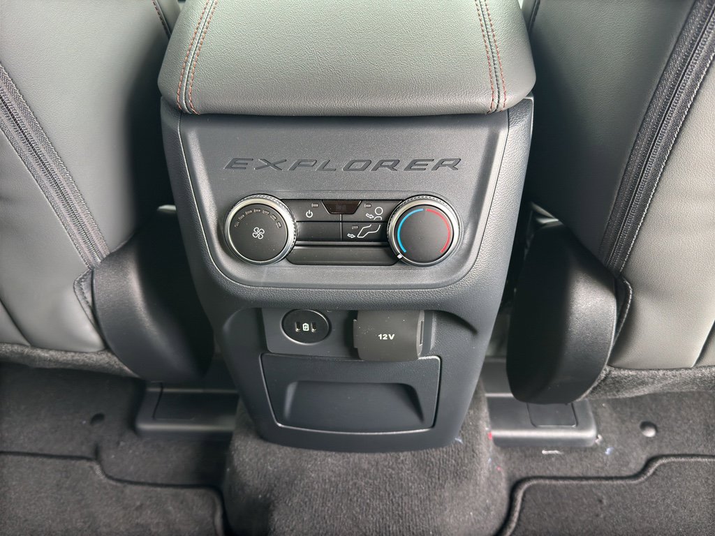 New 2026 Ford Explorer Active w/ Active Comfort Package image 30