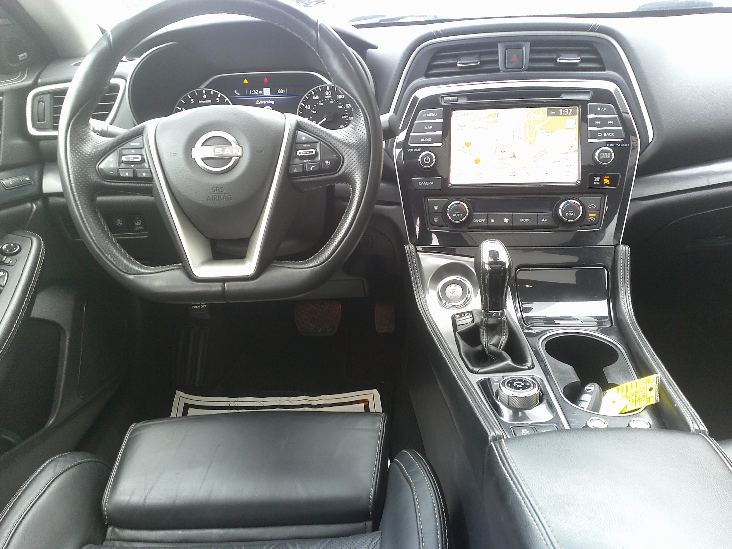 Used 2023 Nissan Maxima Platinum w/ Sport Mat Group FWD image 23