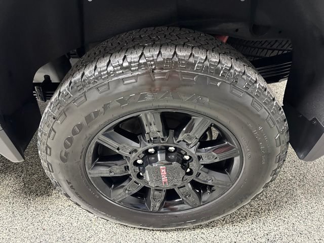 Used 2026 GMC Sierra 2500 AT4 AWD/4WD image 19