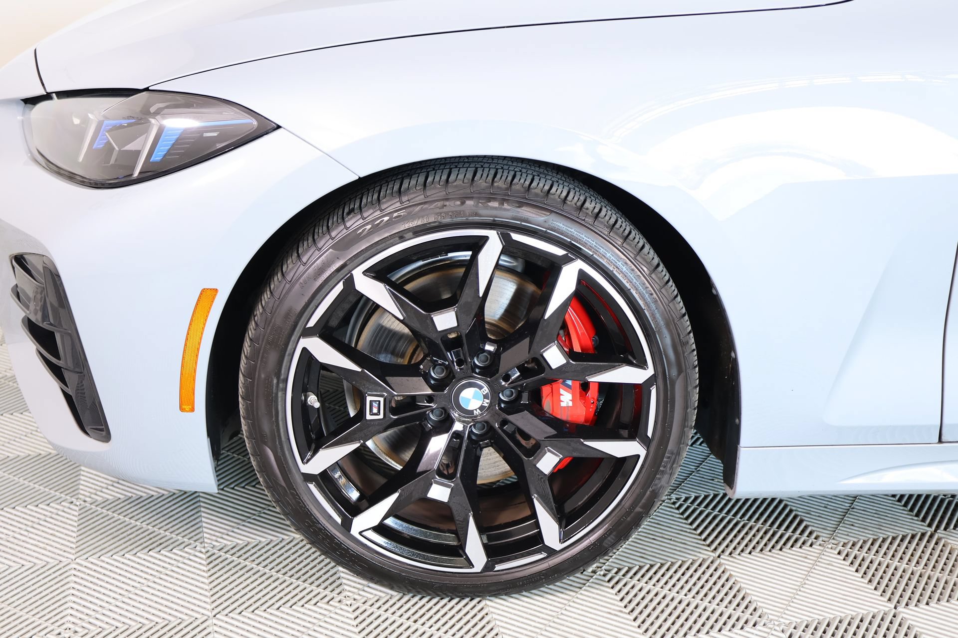 Used 2025 BMW 430i xDrive Coupe w/ M Sport Package AWD/4WD image 18