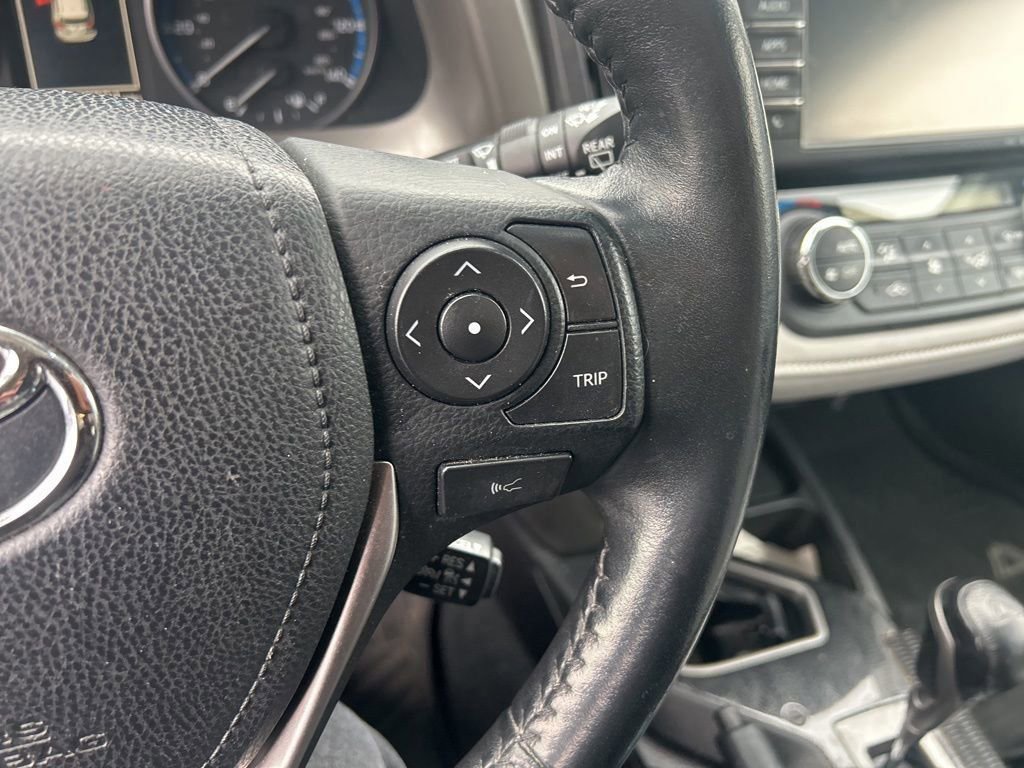 Used 2018 Toyota RAV4 Adventure image 24