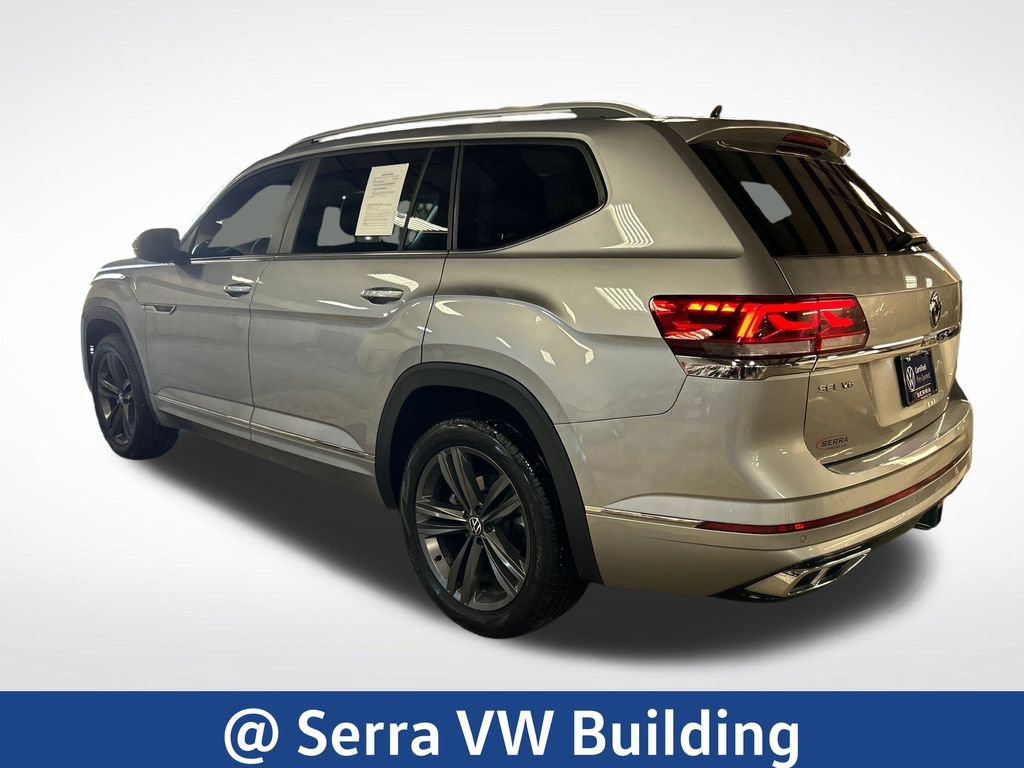 Certified 2022 Volkswagen Atlas SEL R-Line AWD/4WD image 3