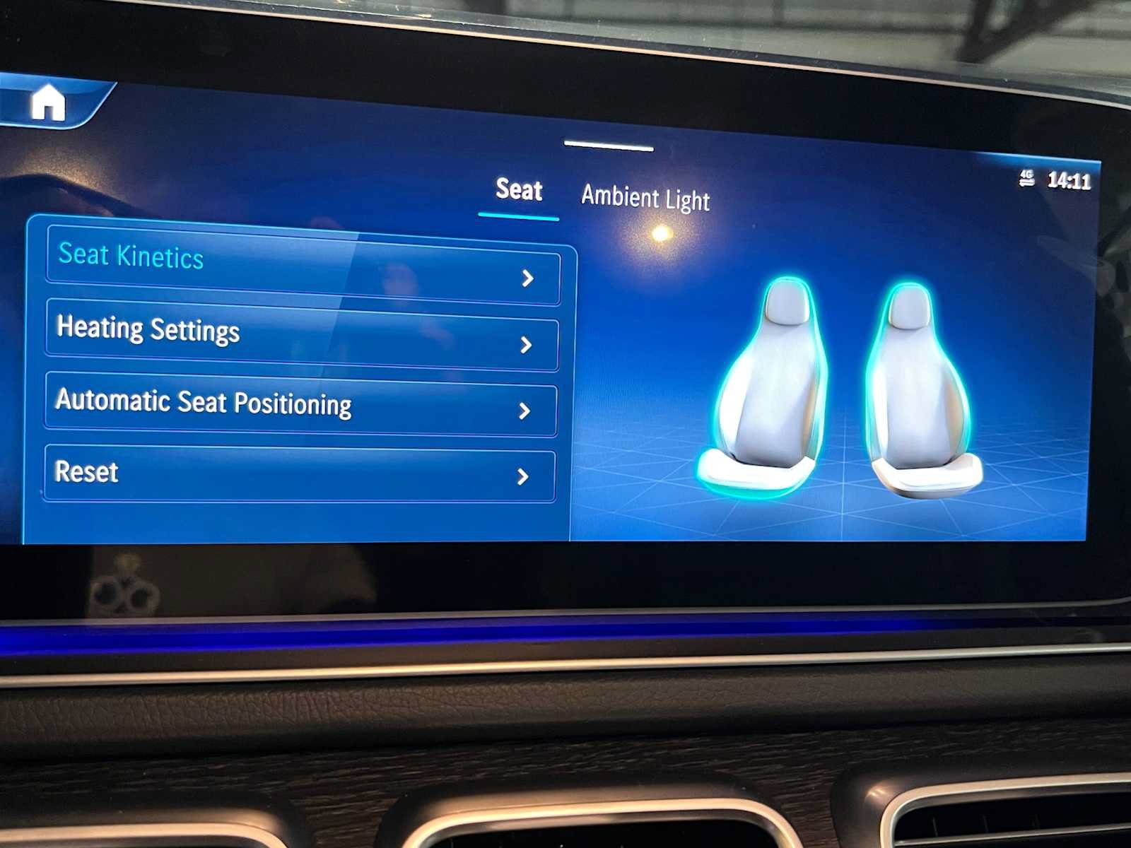 New 2026 Mercedes-Benz GLS 450 4MATIC image 37