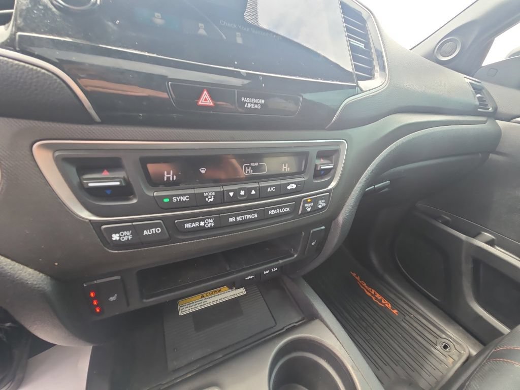Used 2022 Honda Pilot TrailSport image 22