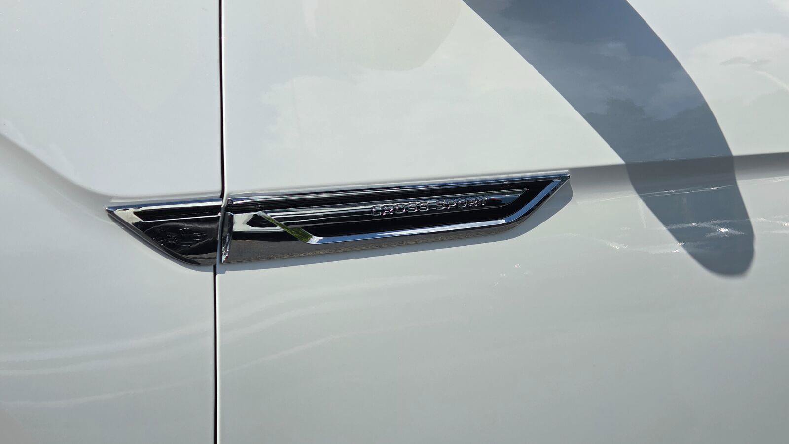 New 2026 Volkswagen Atlas Cross Sport SE AWD/4WD image 11