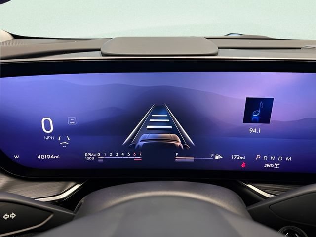 Certified 2024 Buick Envision Preferred AWD/4WD image 21