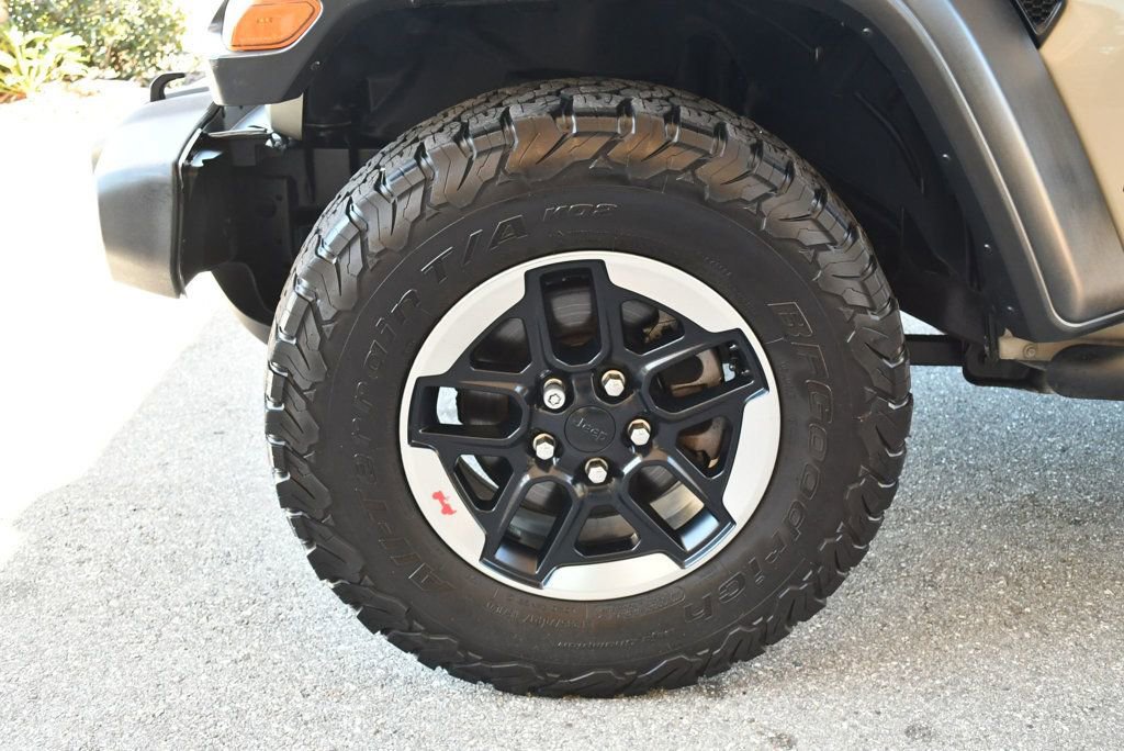 Used 2020 Jeep Gladiator Sport w/ Trailer Tow Package image 67