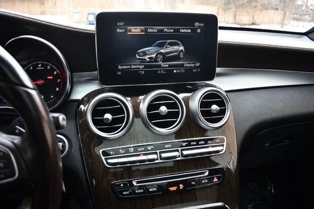 Used 2018 Mercedes-Benz GLC 300 GLC 300 4MATIC SUV w/ Multimedia Package image 28
