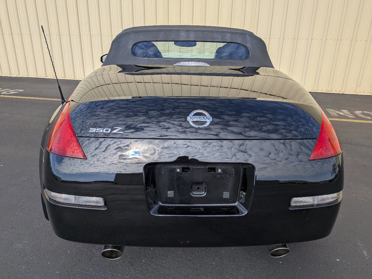 Used 2004 Nissan 350Z Enthusiast image 4
