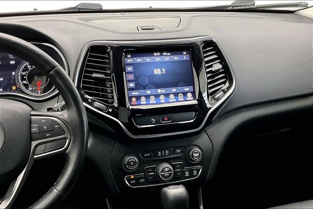 Used 2020 Jeep Cherokee Limited AWD/4WD image 6