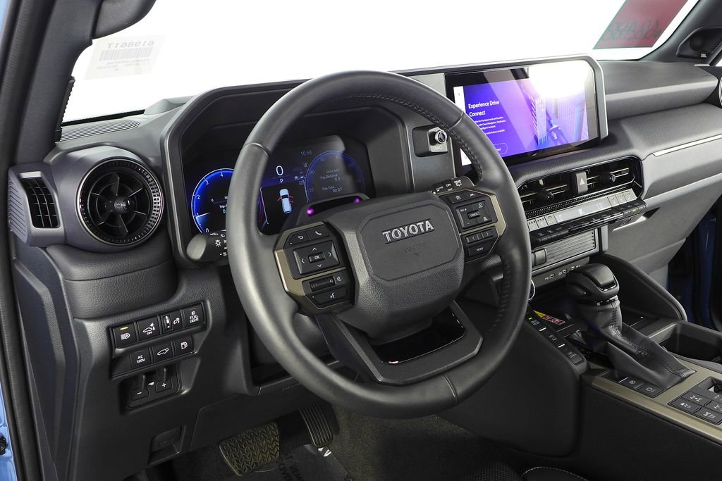 Used 2024 Toyota Land Cruiser image 31