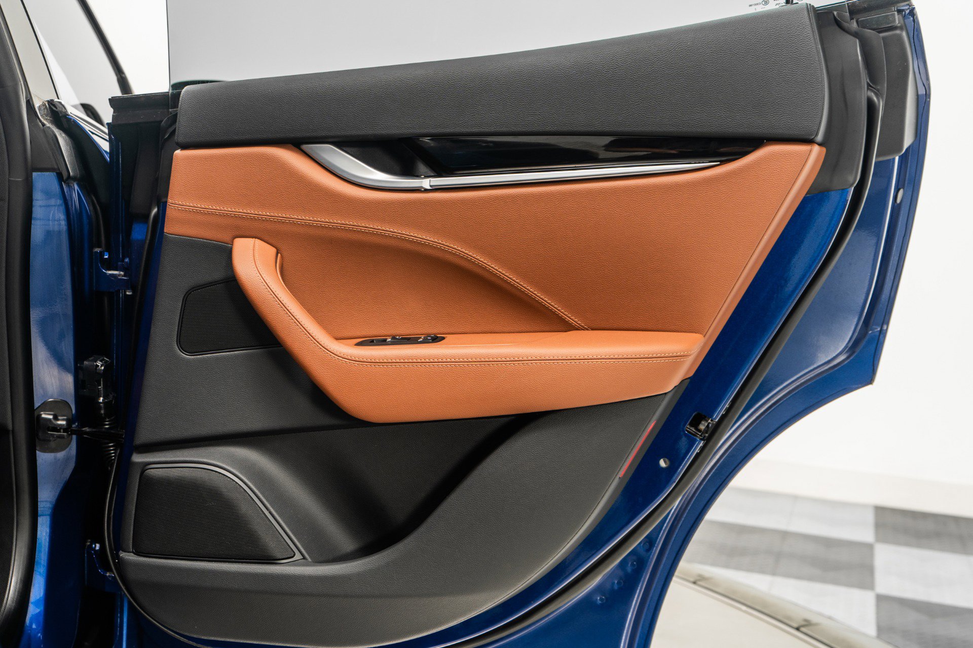 Used 2022 Maserati Levante GT image 40