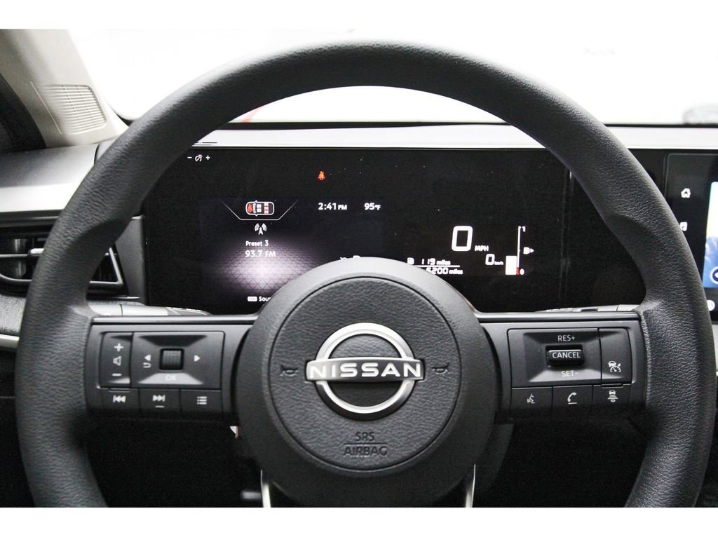 Used 2026 Nissan Kicks SV FWD image 13