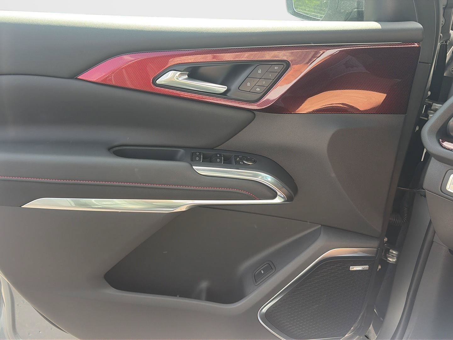 New 2026 Chevrolet Traverse RS AWD/4WD image 23
