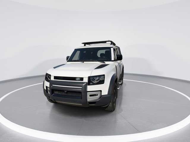 Used 2023 Land Rover Defender 110 S AWD/4WD image 3