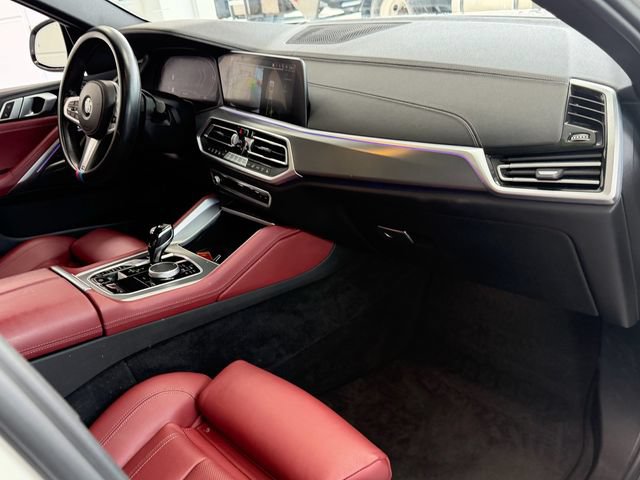 Used 2022 BMW X6 xDrive40i w/ M Sport Package AWD/4WD image 13
