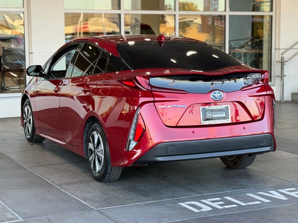 Certified 2018 Toyota Prius Prime Advanced image 9
